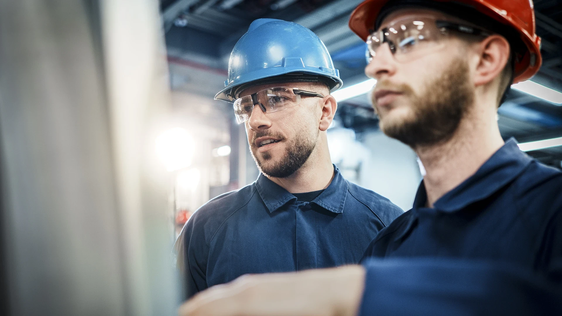 workers-working-2